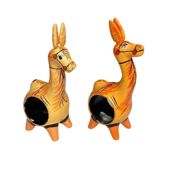 Set of 2 Colorful Hand Painted Wood Lama Napkin Rings - Picture 1 of 4